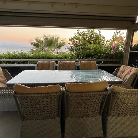 Villa Izmirin Kalbi Denize Sifir Özdere