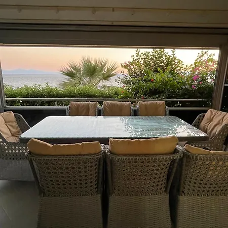 Izmirin Kalbi Denize Sifir *